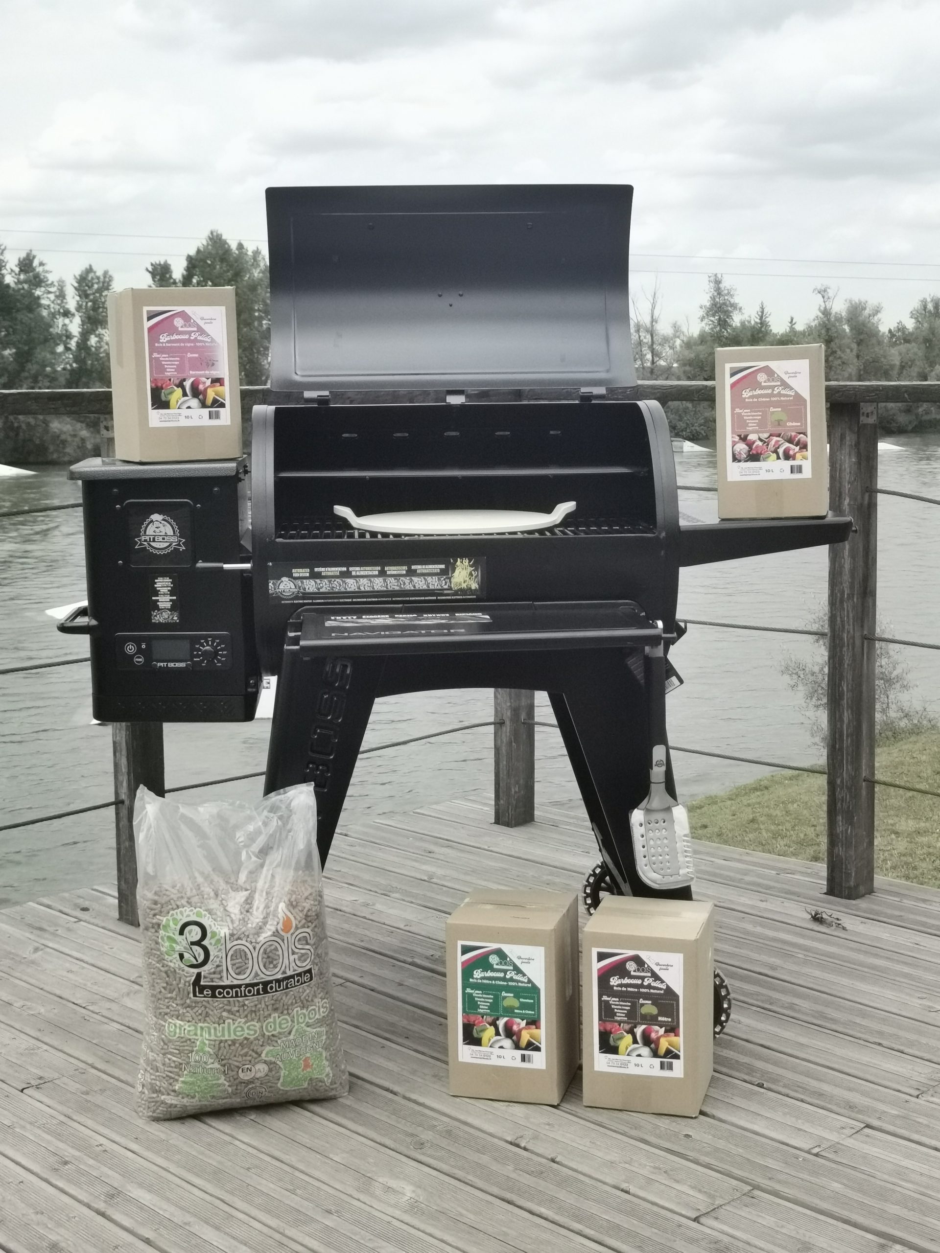 Barbecue à pellets PB850 avec pellets